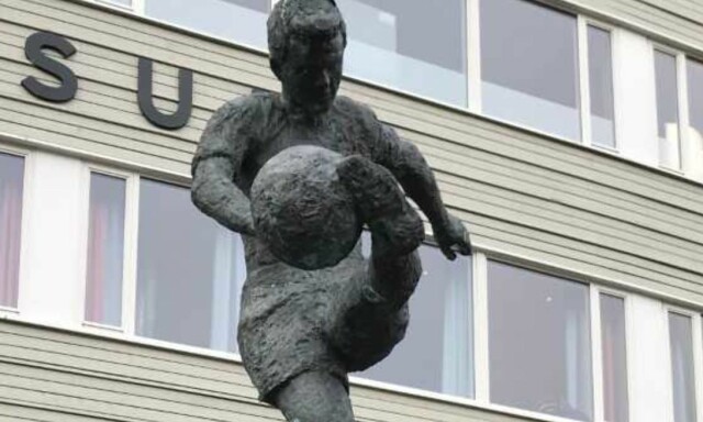 Fra «Fotballspilleren» til «John Arne Riise»: - Jeg har nok blitt mer voksen